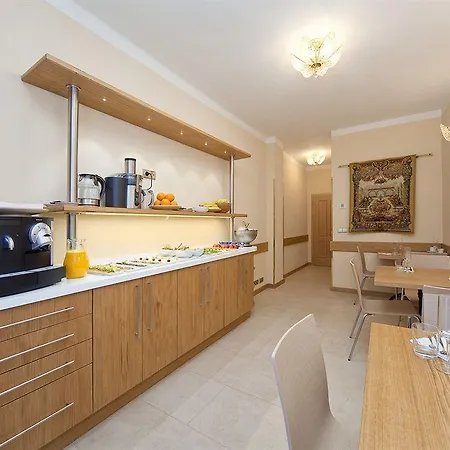 아파트호텔 Louren - The Bridge