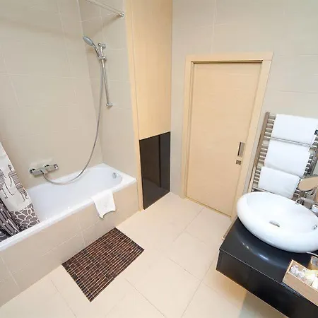 아파트호텔 Louren - The Bridge