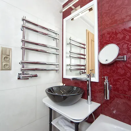 Louren - The Bridge 4*