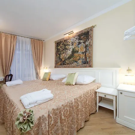 Louren - The Bridge 4* 프라하