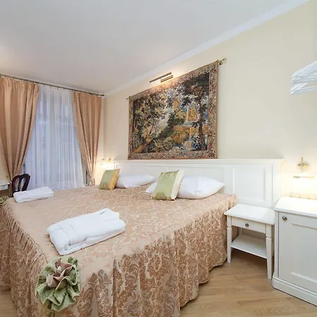 Louren - The Bridge 4* Praha