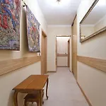 Louren - The Bridge Apartahotel 4*