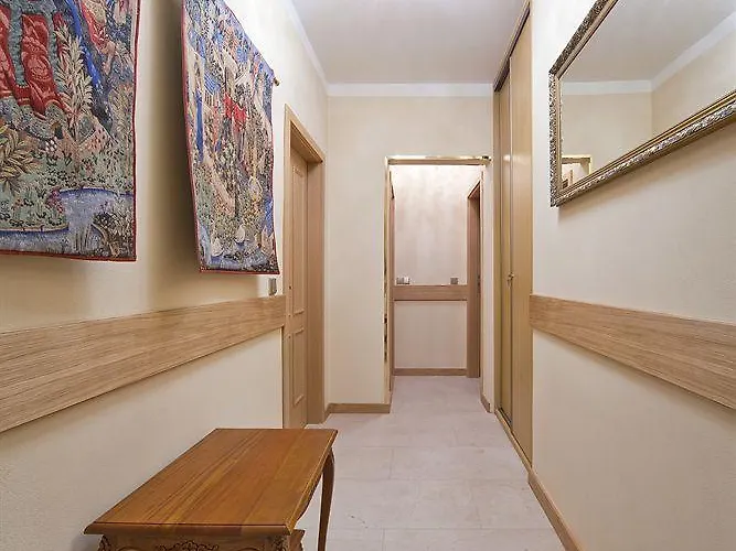 Louren - The Bridge Hotel apartamentowy 4*
