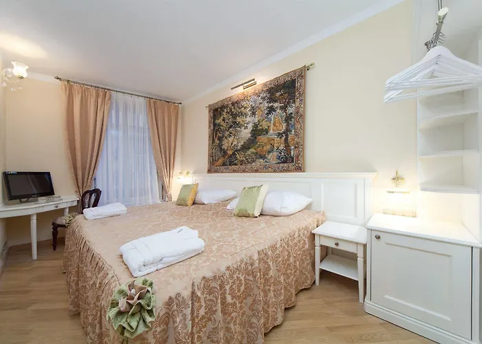 Louren - The Bridge 4* Praga